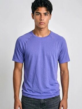 Lululemon Men's Metal Vent Tech SS Tee - Lilac Smoke / Dark Lavender